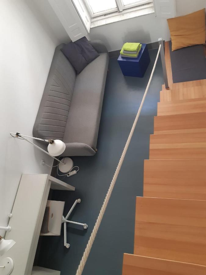 Modern Stylish 2 Bedroom Appartamento *