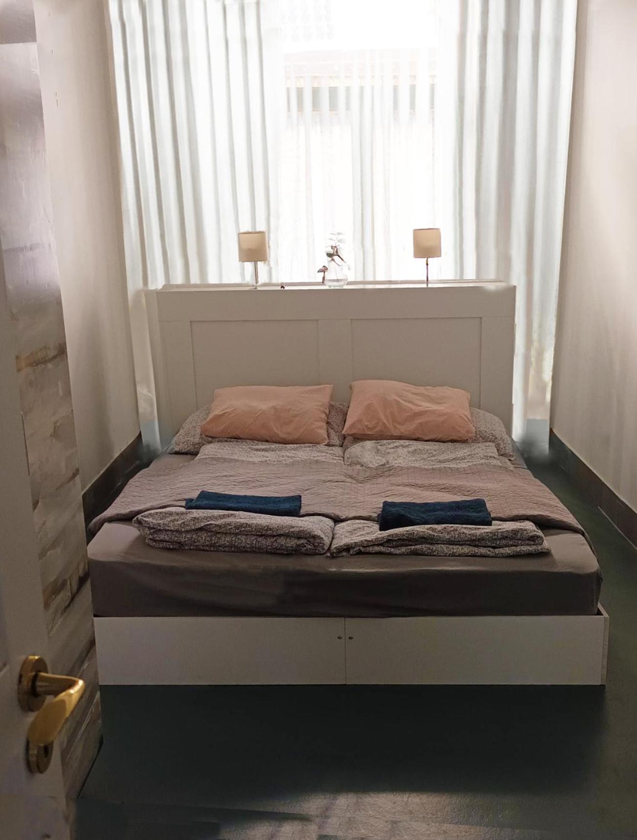 Modern Stylish 2 Bedroom Appartamento *